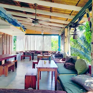 Hostal 23